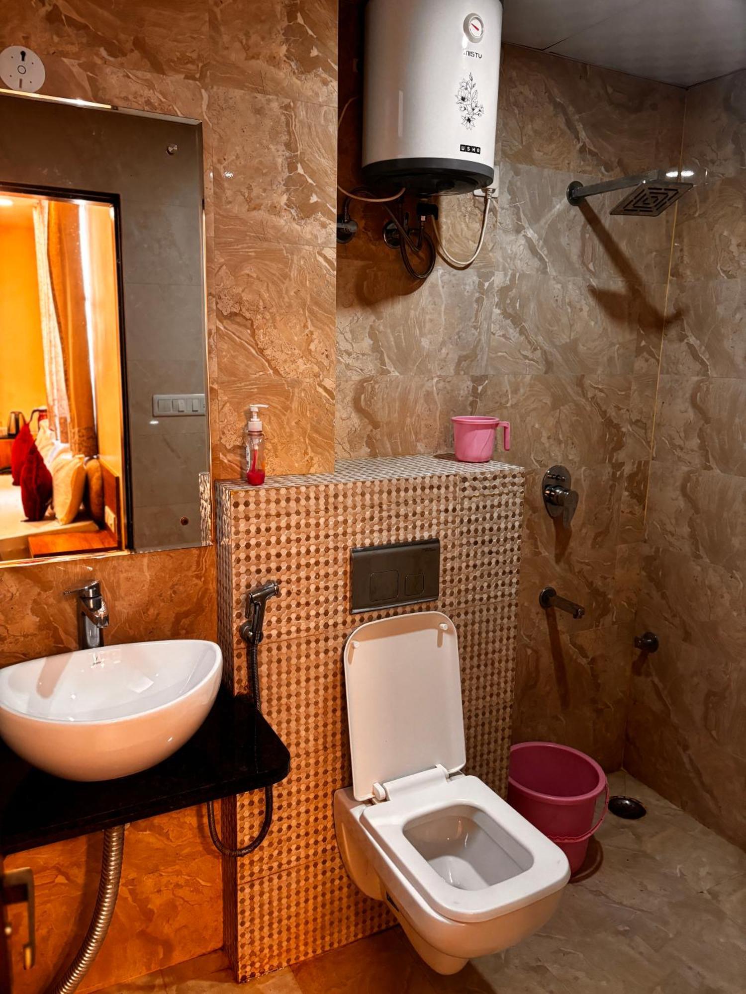 Hotel Gulabi Nagri, Malviya Nagar, Τζαϊπούρ Εξωτερικό φωτογραφία